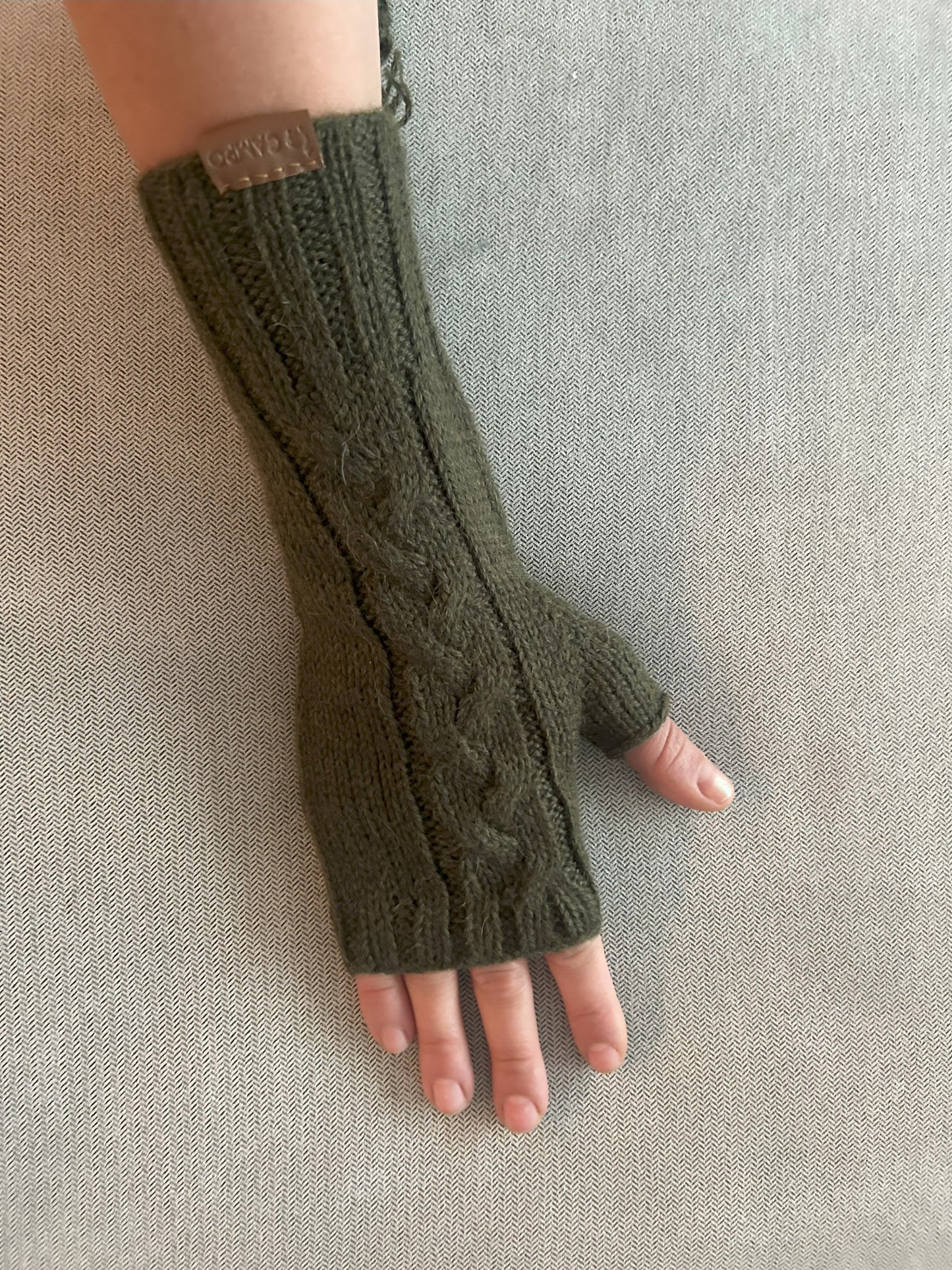Alpaca Mittens Fingerless - Cable Knit
