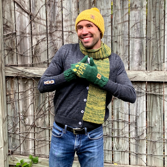 Alpaca Mittens - Green & Yellow