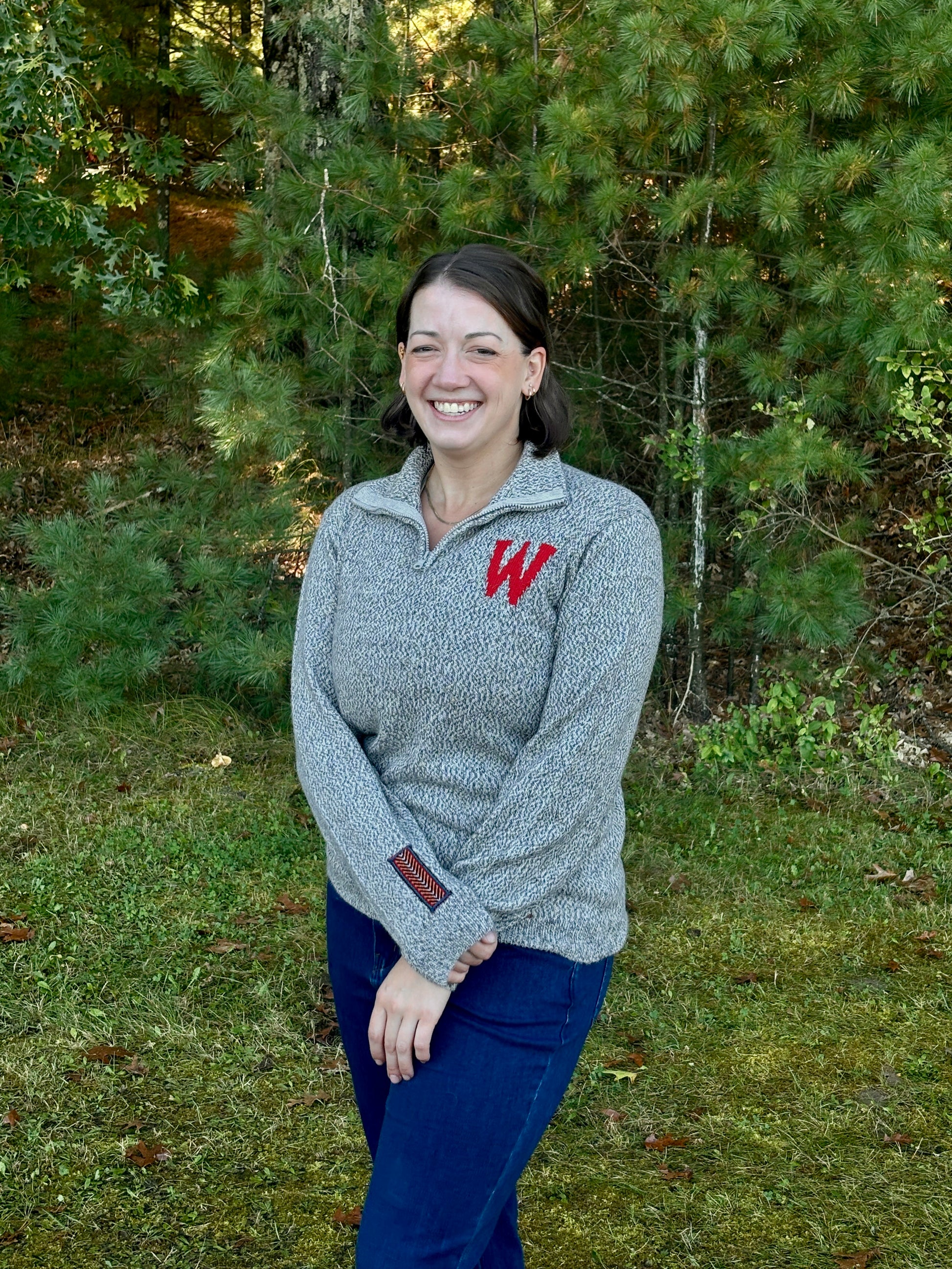 W Quarter Zip-Up Alpaca Sweater in Salt & Pepper – model side view