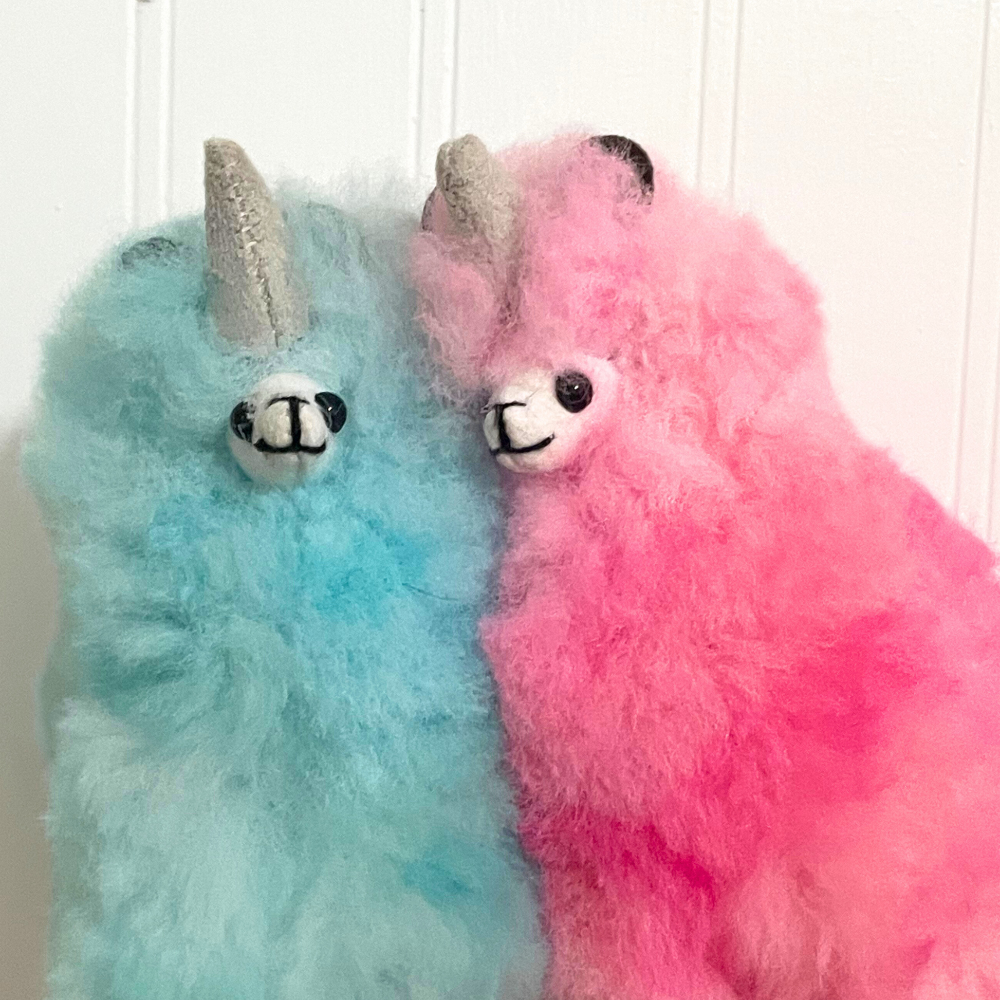 Alpaca top unicorn plush
