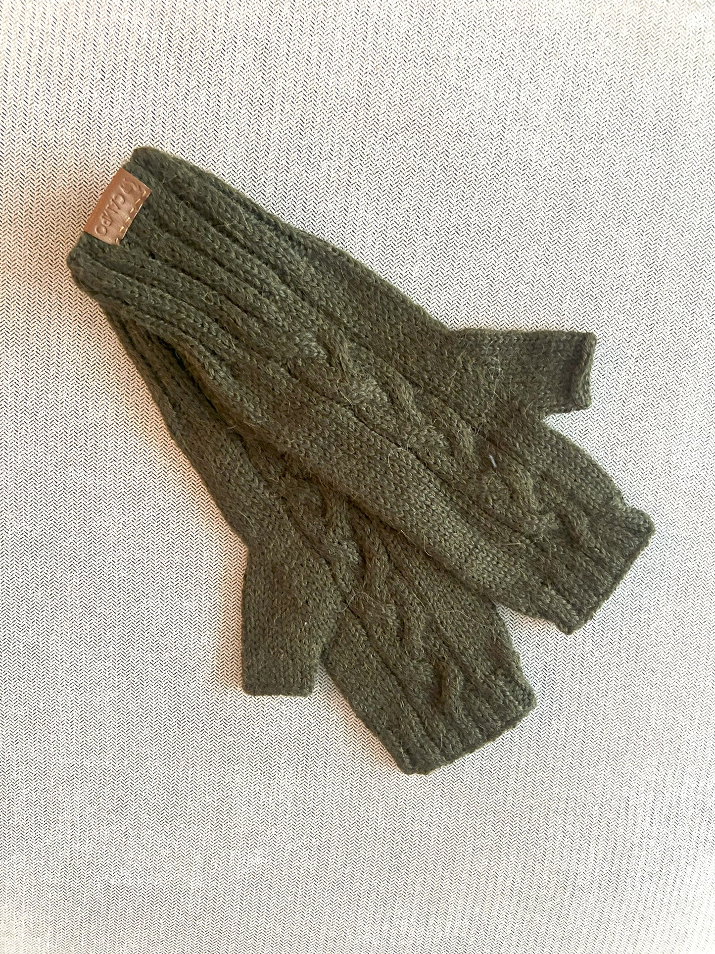 Alpaca Mittens Fingerless - Cable Knit