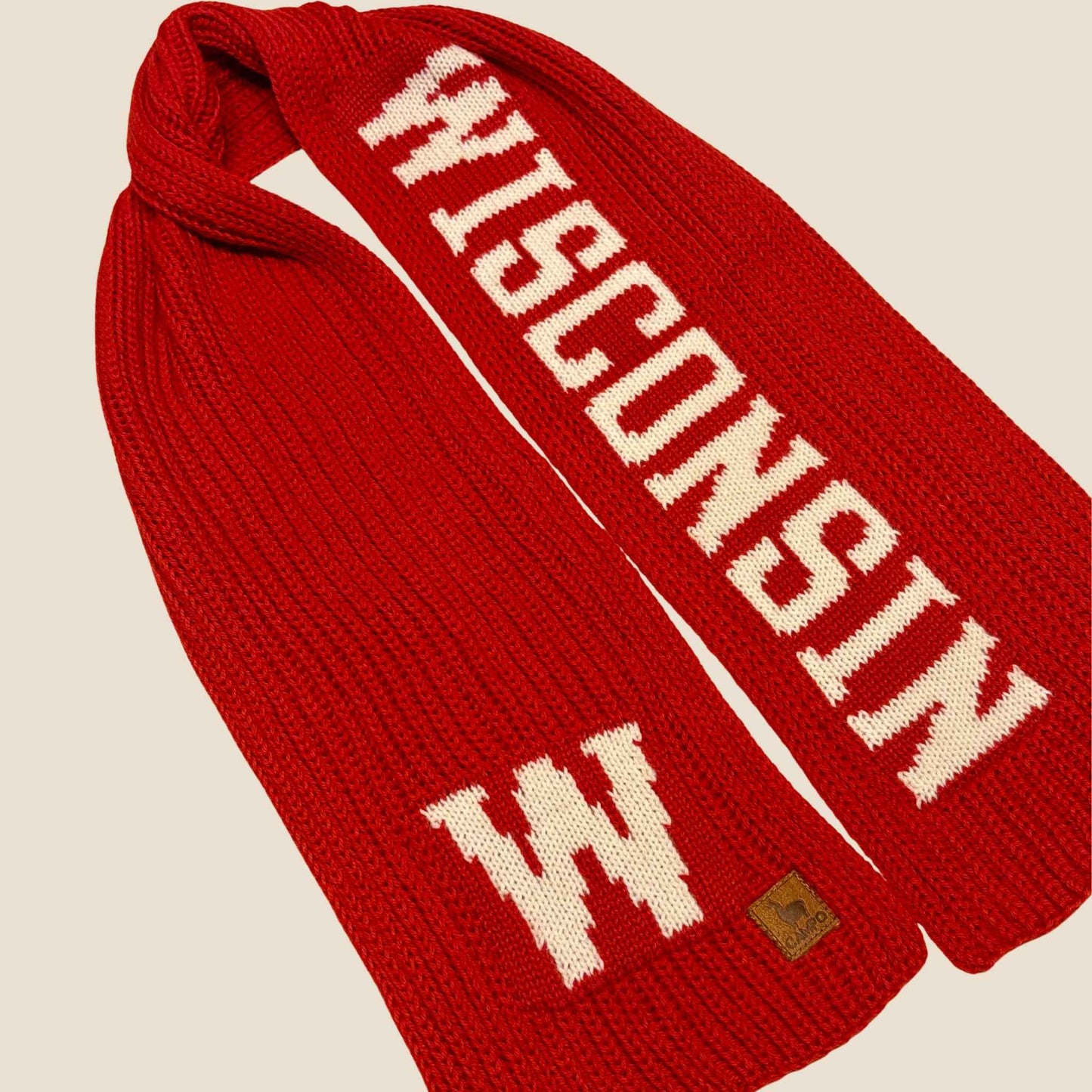 Alpaca Knitted Wisconsin Scarf – close-up of alpaca knit texture