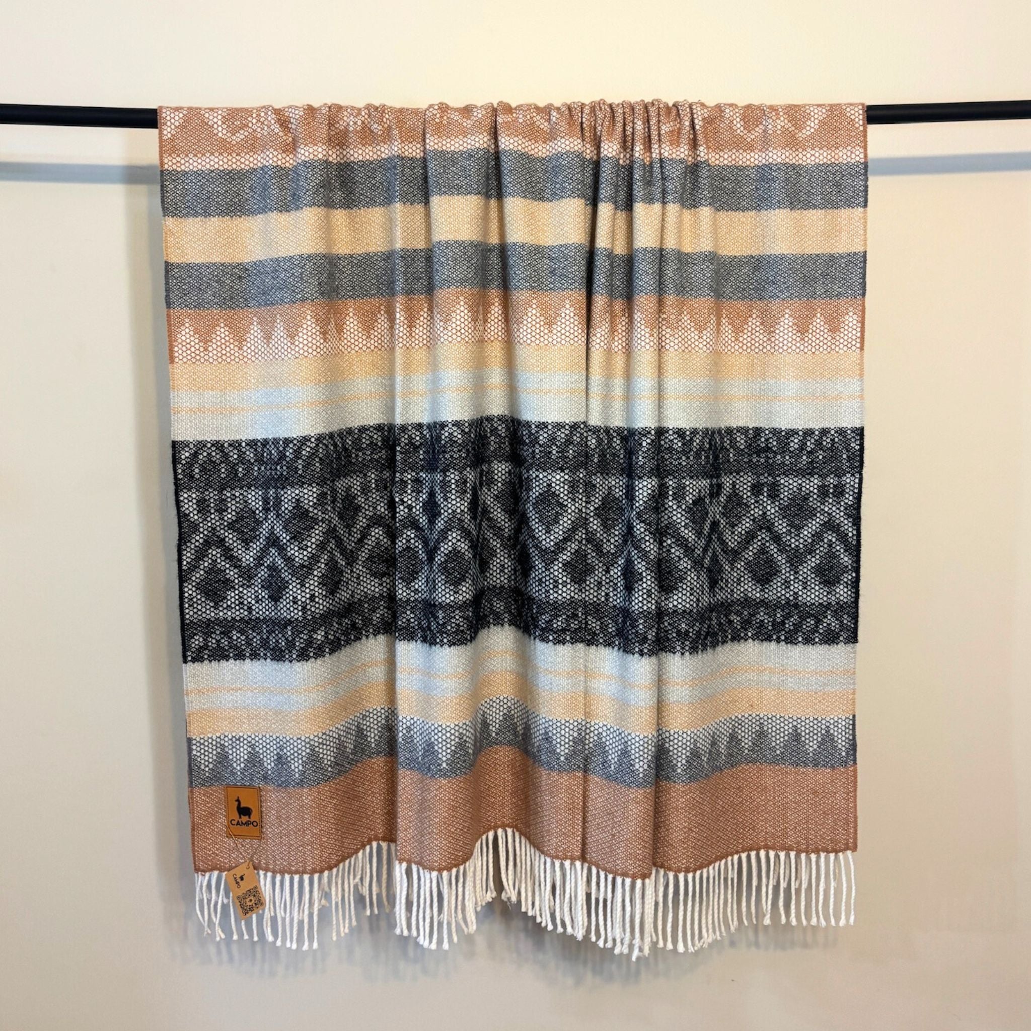 Tri-Color Woven Alpaca Blanket – Campo Alpaca