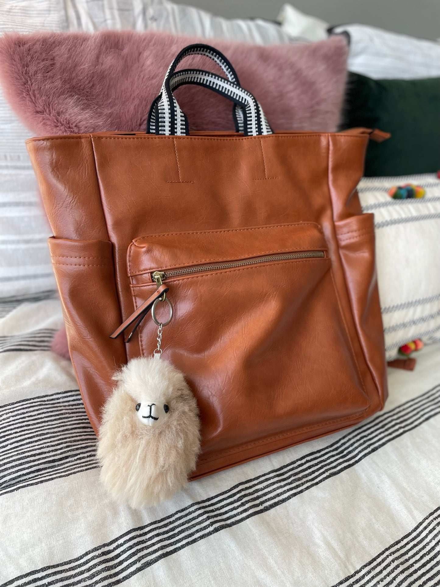 Alpaca Pom Pom Keychain